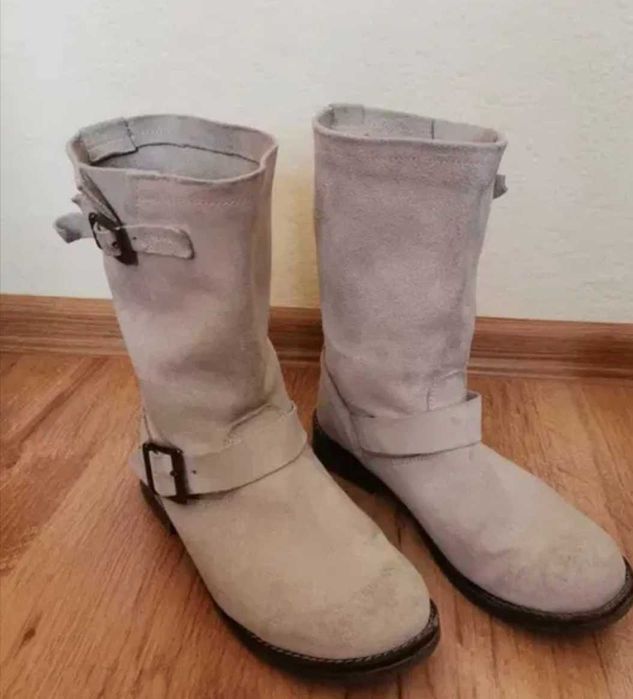 Боти естествен велур