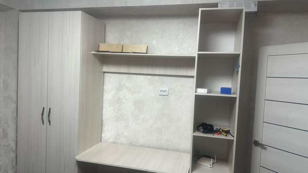 Продам шкаф горку