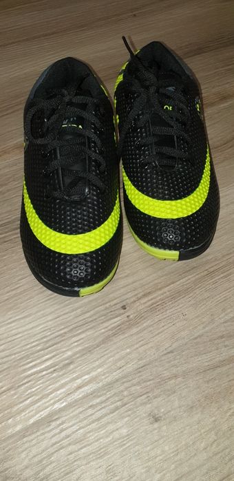 Обувь для футбола