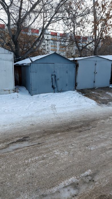 Продам металлический гараж