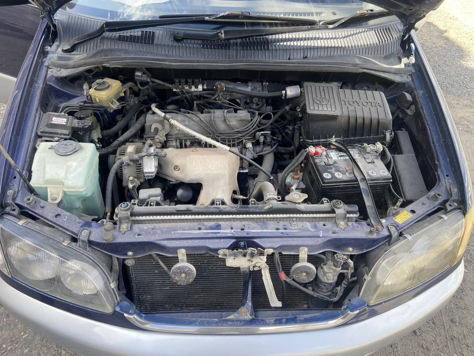 Продам машину Тойота Ипсум