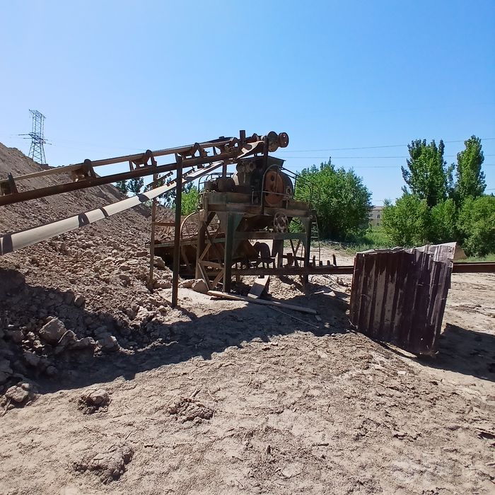 Хом Гишт ишлаб чикарувчи завод