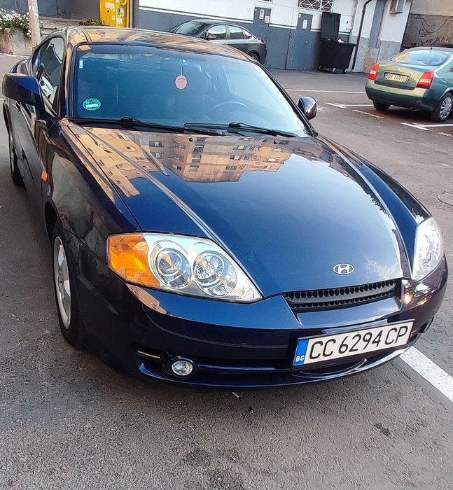 Vând Hyundai cupe 2002
