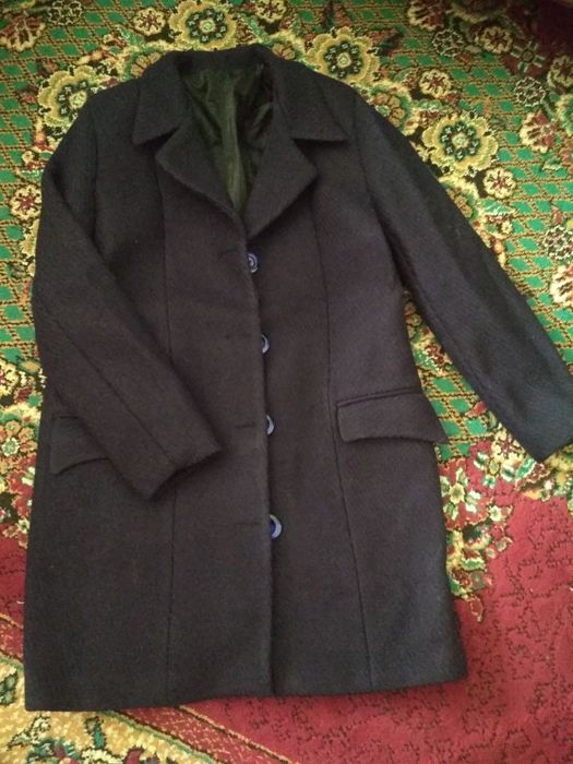 Женский курткалар сотилади нархи 30 мингдан  размери 46