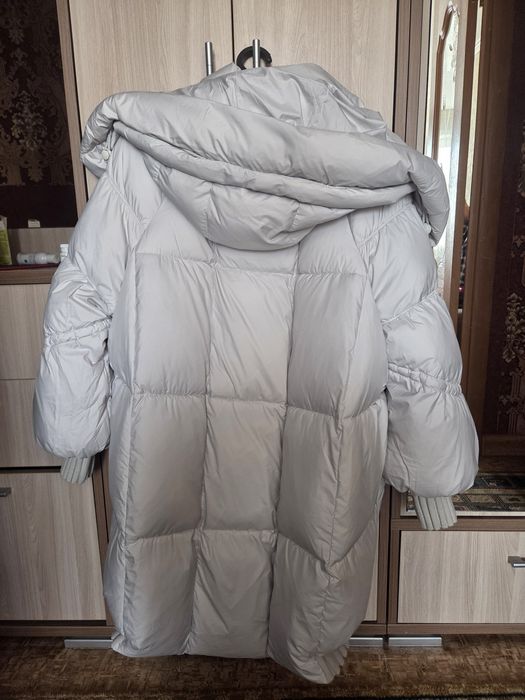 Продам пуховик новый