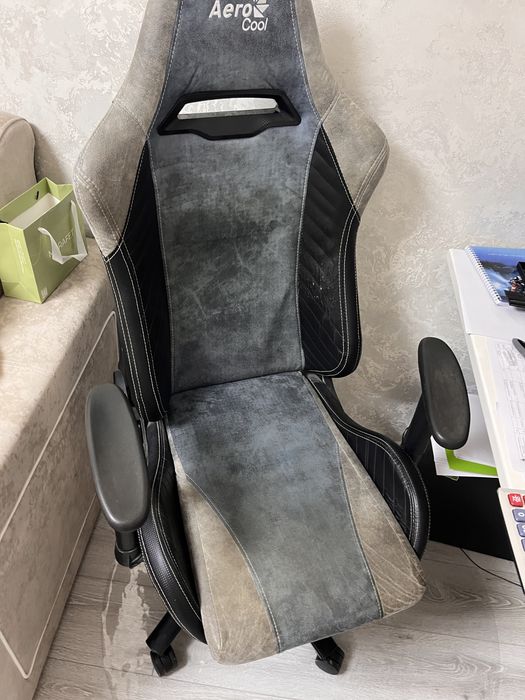 Продам Кресло  геймерское