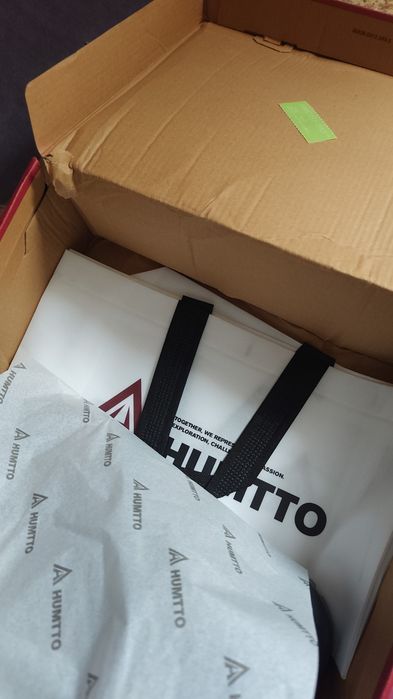 Продам кроссовки HUmtto оригинал