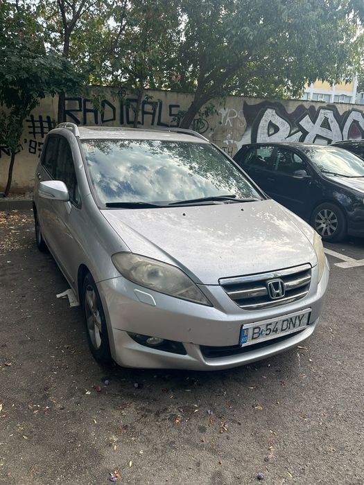 Vand honda FR_V anul 2008 .2.2 Diesel acte la zi fiscal pe loc
