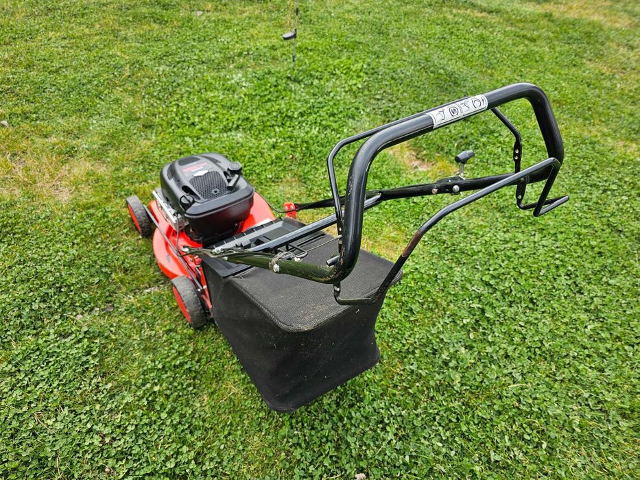 СамоХодна Моторна Косачка Briggs&Stratton, КАТО НОВА.