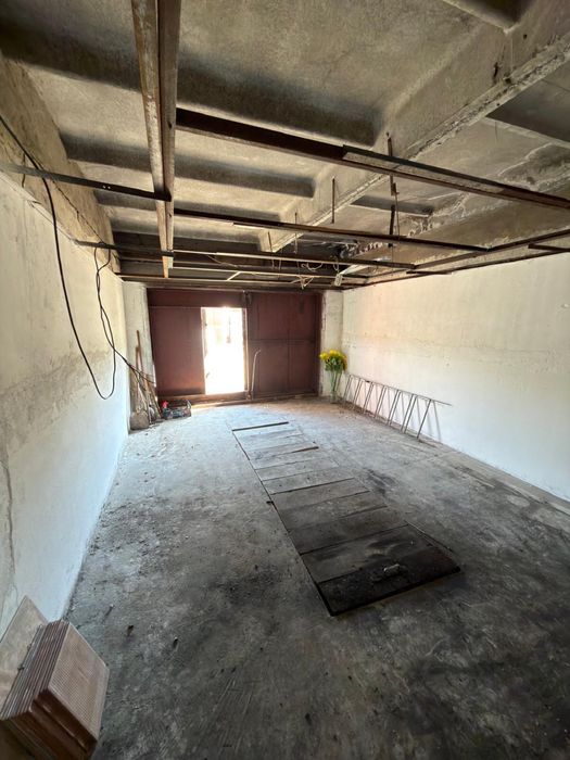 Продам гараж 22, 2  кв метра