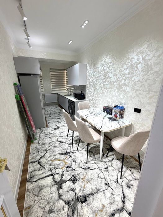 Сдается 2х комнатная квартира на 4этаже Стадион