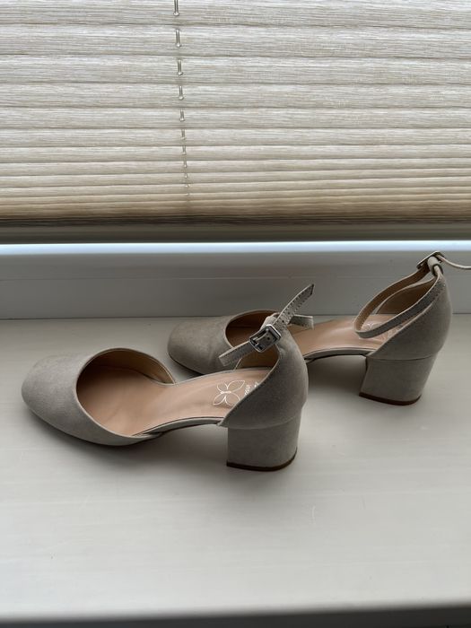 Сандали 38 размера