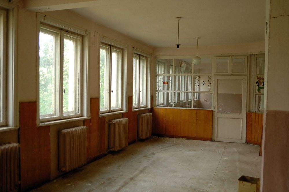 Продава се Промишлена сграда в Бобошево - 1920 кв.м за 266 €/кв.м - Снимка #6