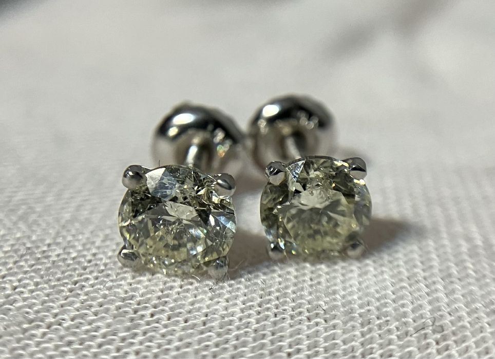 Серьги гвоздики, серьги бриллиантовые, серьги пусеты, серьги золотые