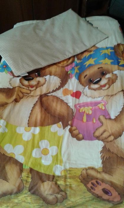 Комплект белья для детской кроватки.