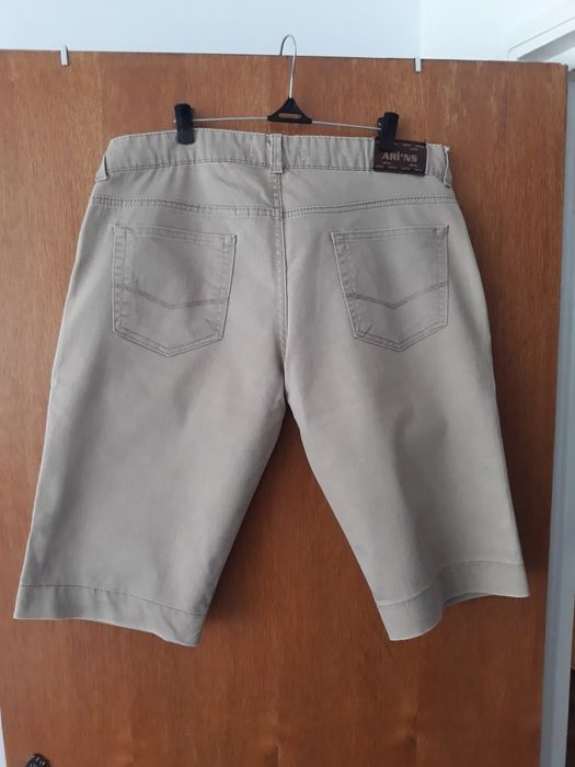 Pantaloni scurți bărbătești