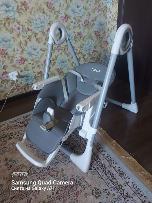 Детский столик для кормление