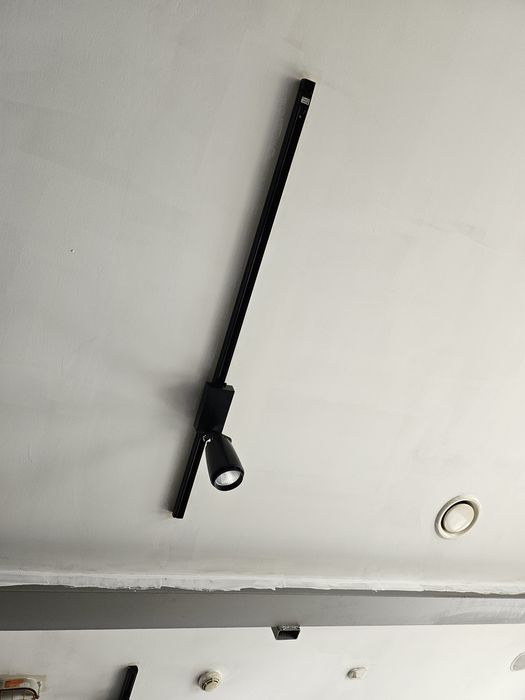 Прожектори , лампи