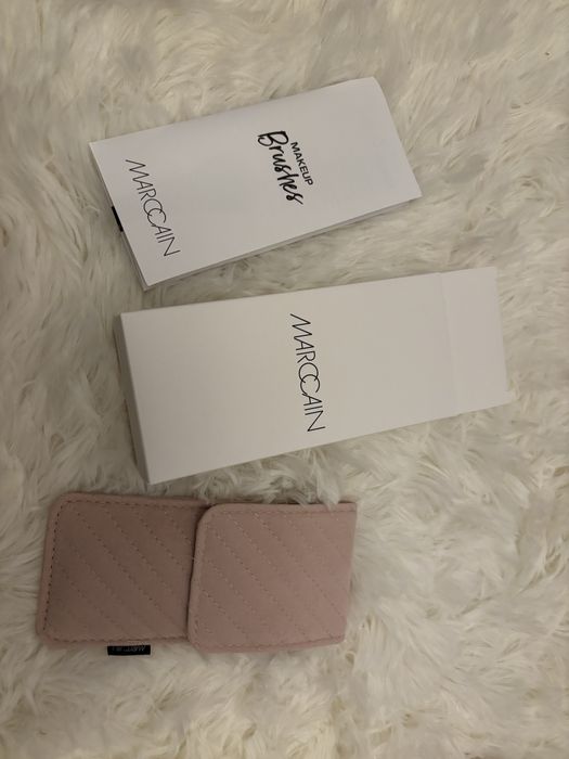 Четки за грим Marccain