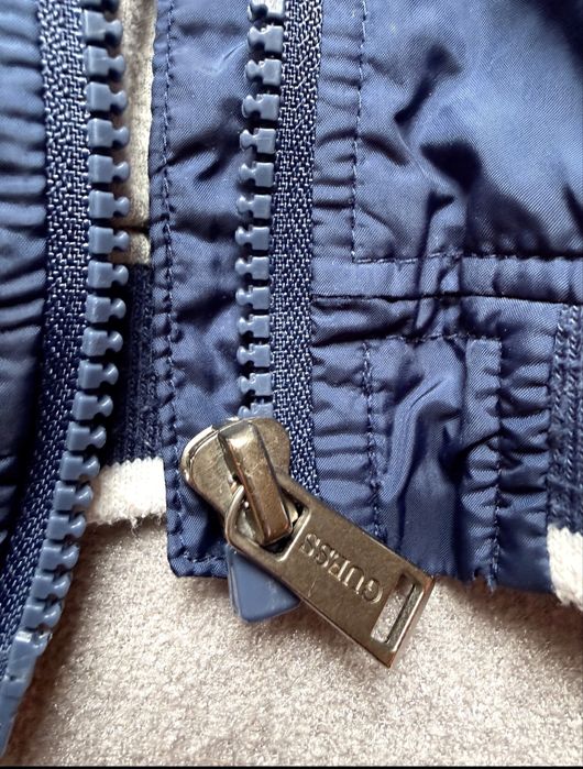 Оригинално яке якенце guess гес гесс