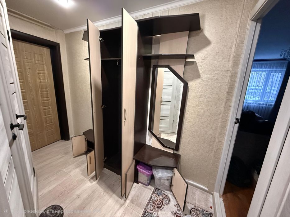 Продам шкаф в прихожую