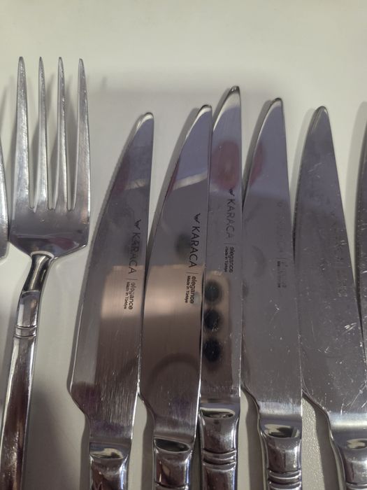 Комплект прибори за хранене KARACA