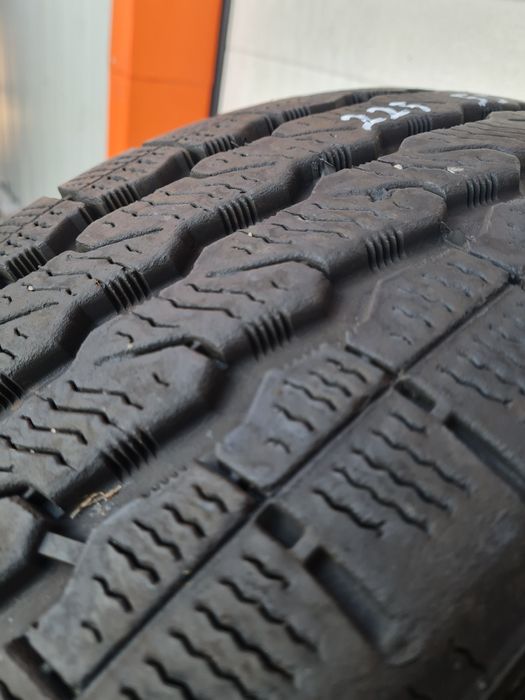 Зимни гуми за Бус 2 броя RADAR Argontine 225 55 R17 C дот 2624