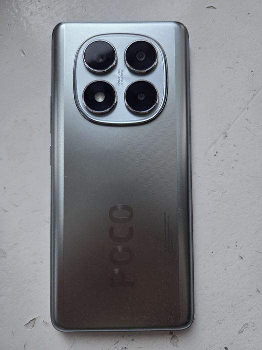 Продам поко х 7 . Телефоном девочка пользовалась .