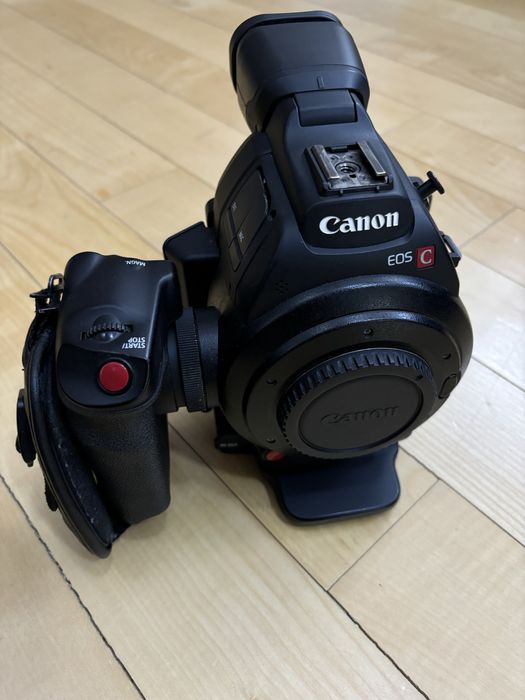 Canon EOS C100 Mark II