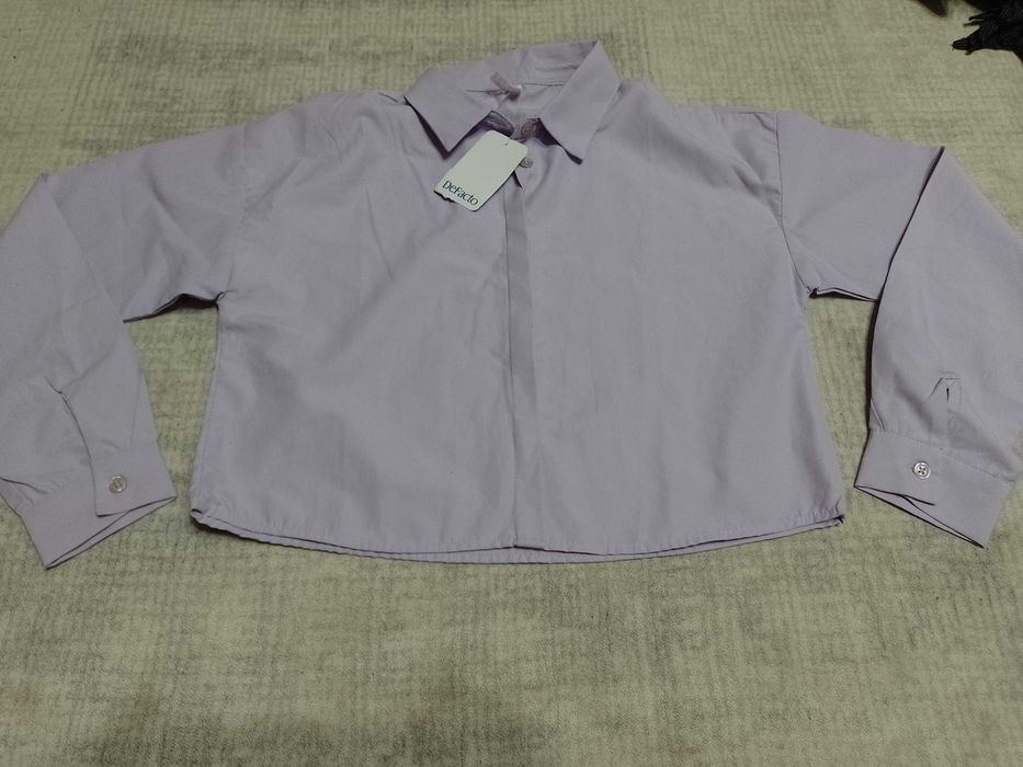 Нова риза на Defacto - 8 лв