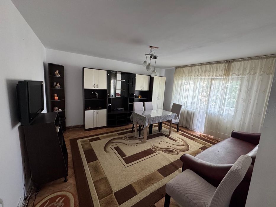 Apartament cu 3 camere Micro 16