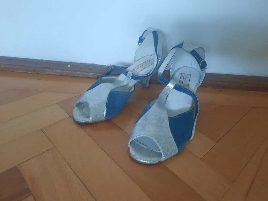 Pantofi piele dans noi