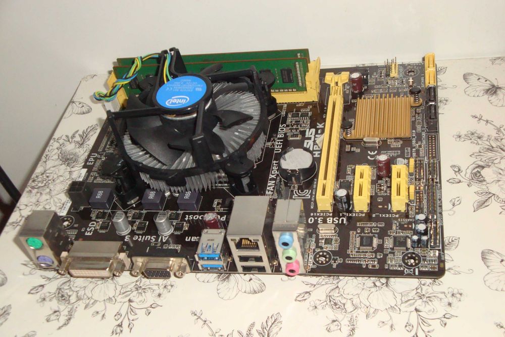 Placa de baza Asus H81M-K Procesor intel core i5 4590 8gb ram