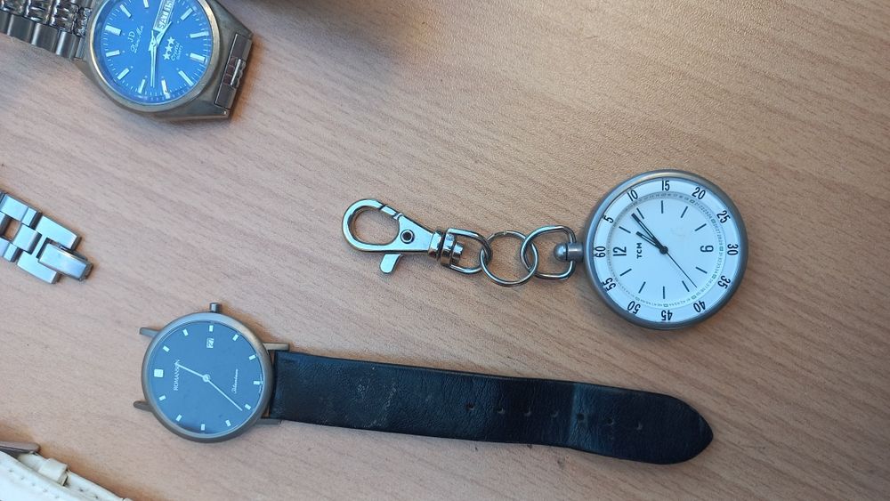 Лот за часовникари за реставрация