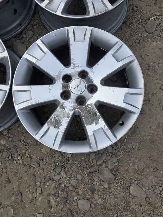Jante mitsubishi r18 j7 et 38