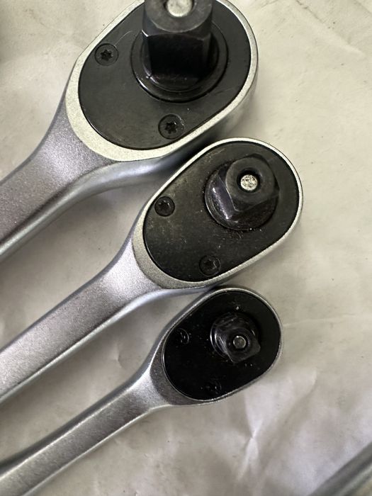 Knipex резачки кримпачки Gedore торкс Wiha отвертки Wera ключове Format тресчотка