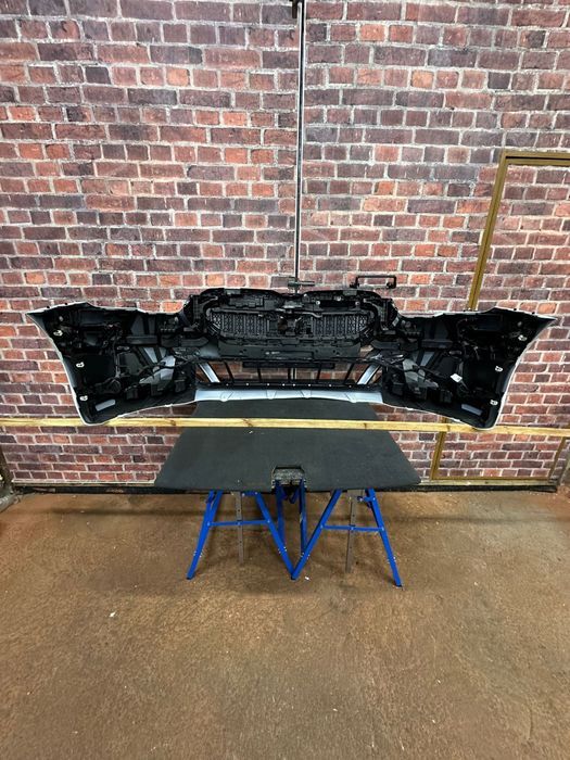 Bara fata Bmw seria 5 G60 G61 M pachet Noua originala 6pdc