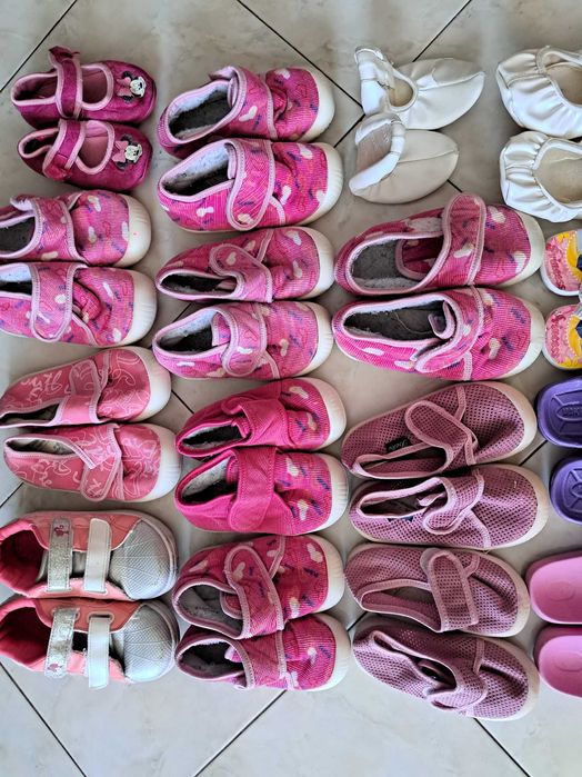 Пантофи,обувки джапанки