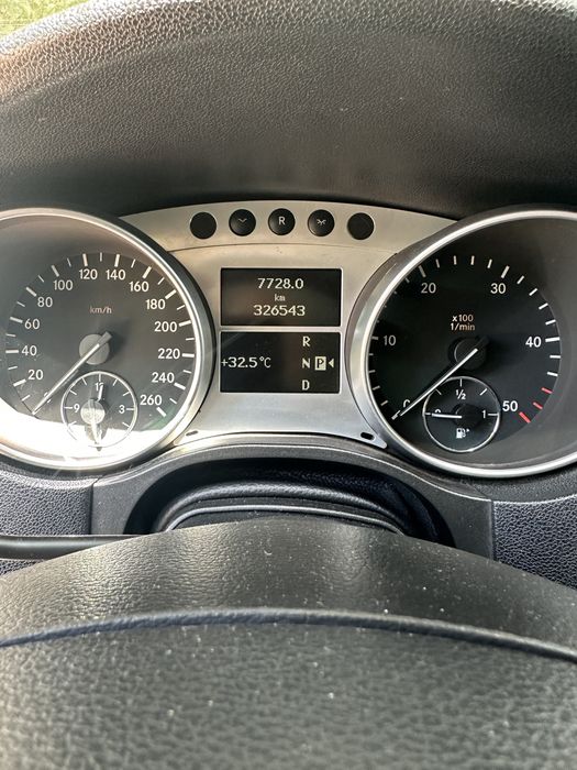 Мерцедес МЛ 320 w164