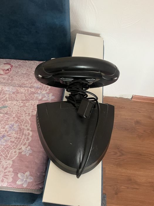 Руль с педалом для игры