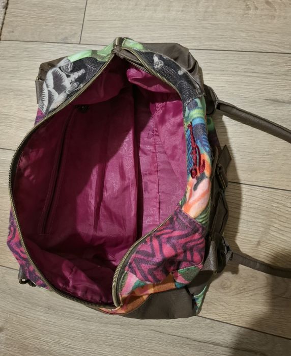 Geanta Desigual , impecabila