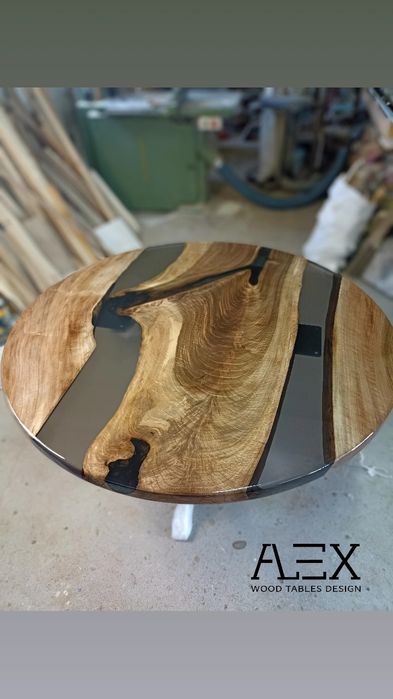 Холни маси от масив и епоксидна смола