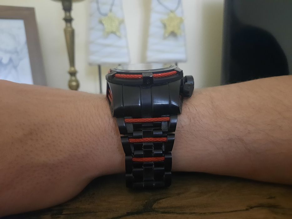 Часовник Invicta bolt limited edition Jason Taylor