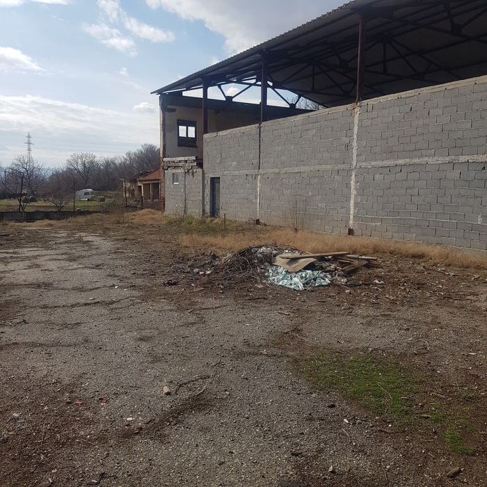 Продава се Промишлена сграда в Благоевград, Първа промишлена зона - 600 кв.м за 152 €/кв.м - Снимка #1