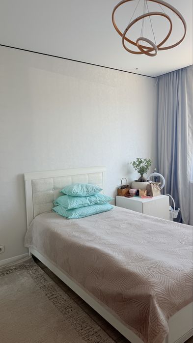 Спальный гарнитур КАРИНА