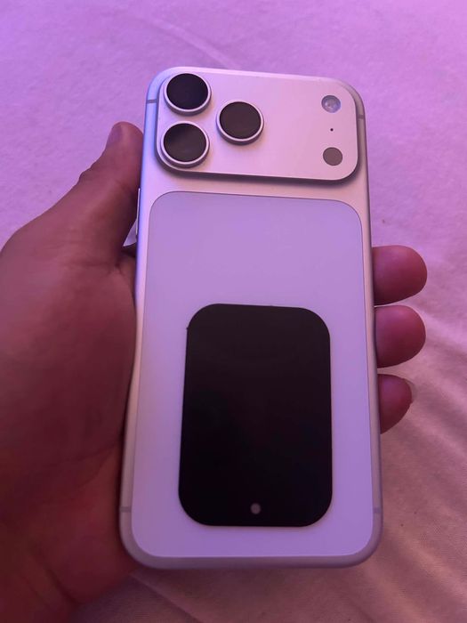 Iphone 17 pro Max 256 silver