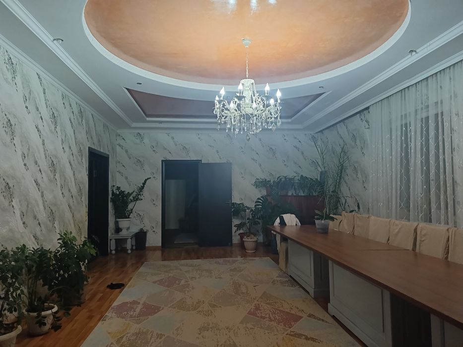 Дом в поселке Райымбек