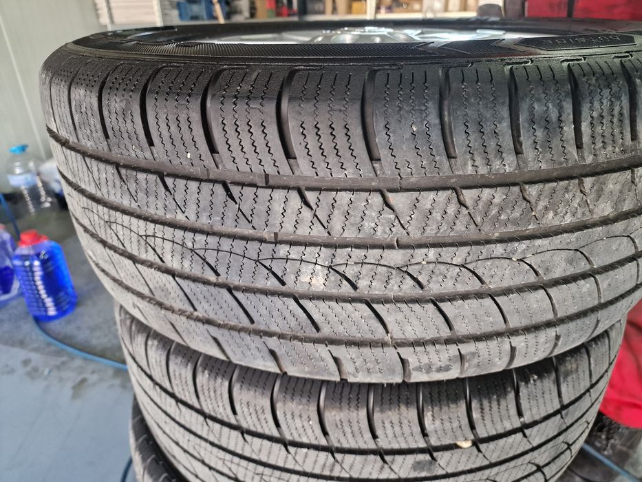 Гуми с Джанти Mercedes ML W166 255/55 R 18 Dot 2024