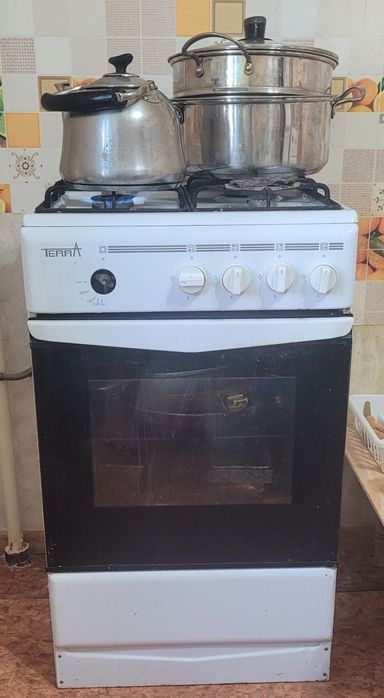 Продаётся газовая плитка.