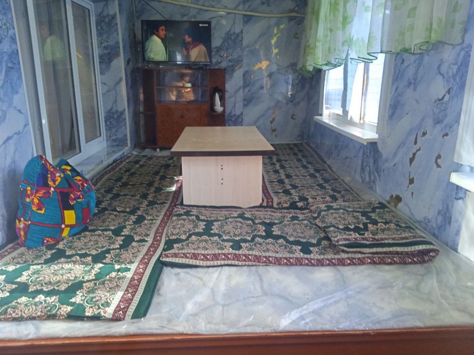 Termez 3 honalik uy sotiladi